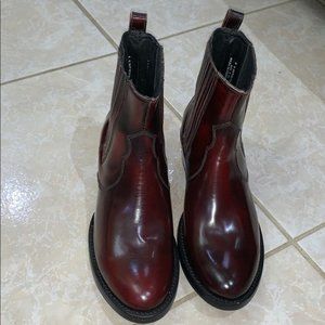 Beautiful Red/Auburn Frye Sacha Leather Ankle Boots - barely worn - Size 5/6